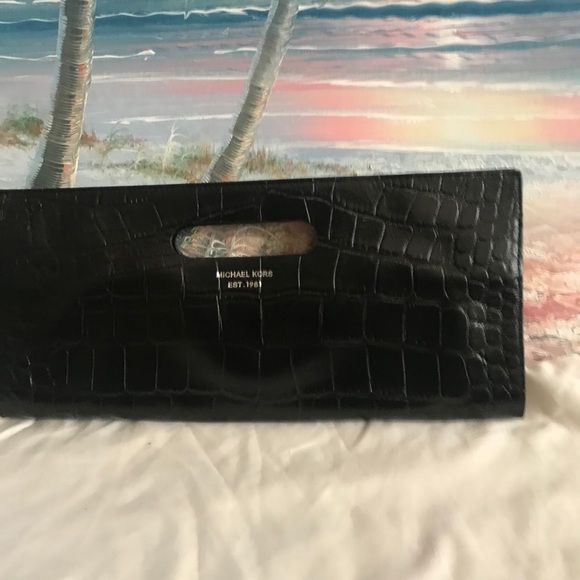 Michael Kors Tilda Clutch Large , Black - Picture 4 of 16
